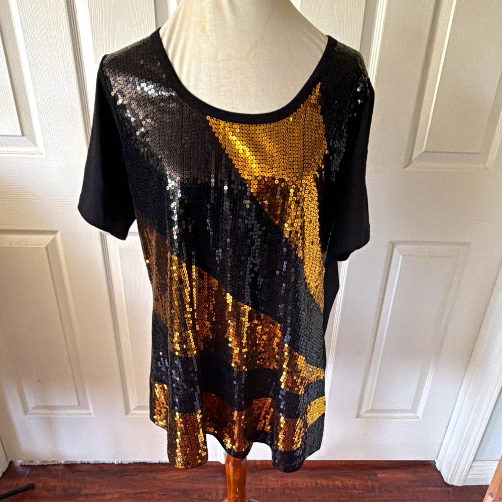 Denim 24/7 Womens L Black Gold Colorblock Sequin Scoop Neck Short Sleeve Tee